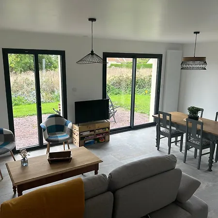 Maison De *