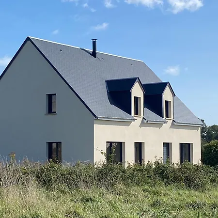 Holiday home Maison De Longues-sur-Mer